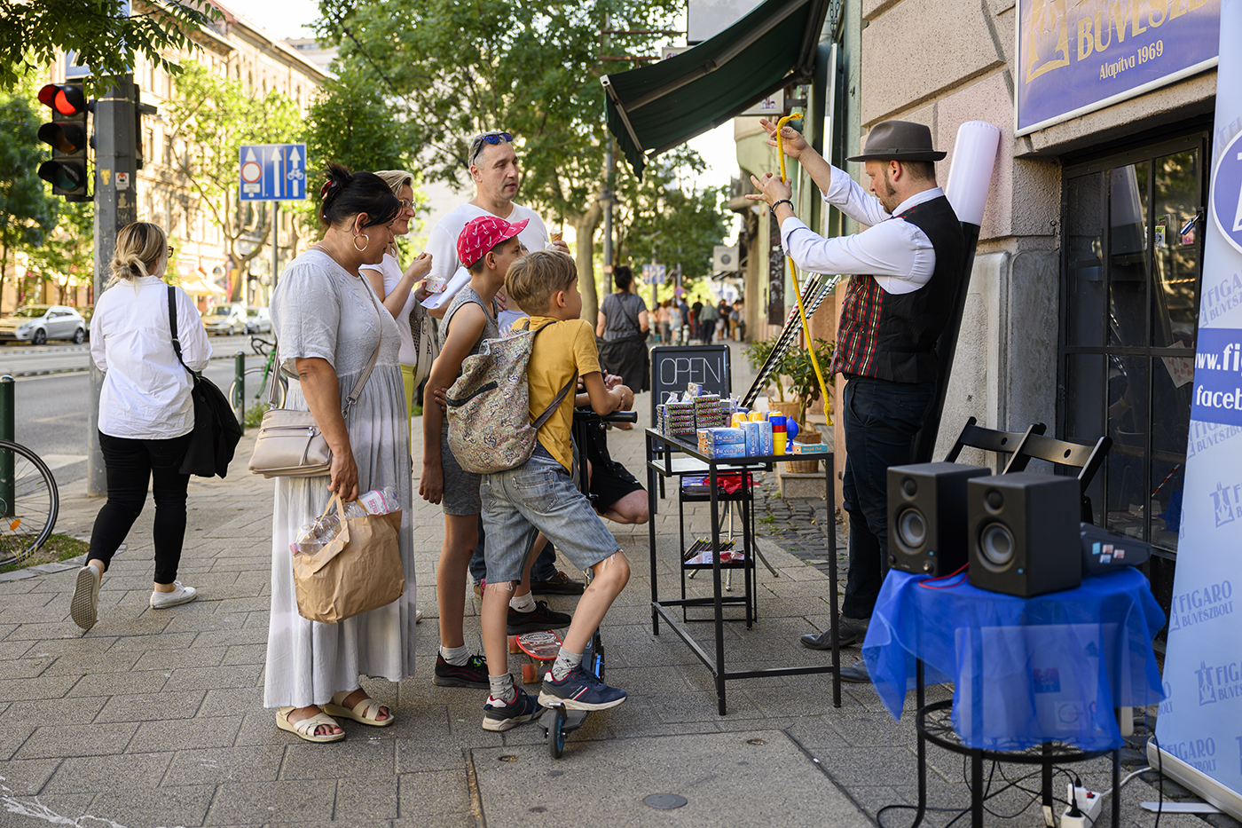 Budapest Info - Откройте для себя улицу Белы Бартока (Bartók Béla út),  любимый проспект местных жителей!